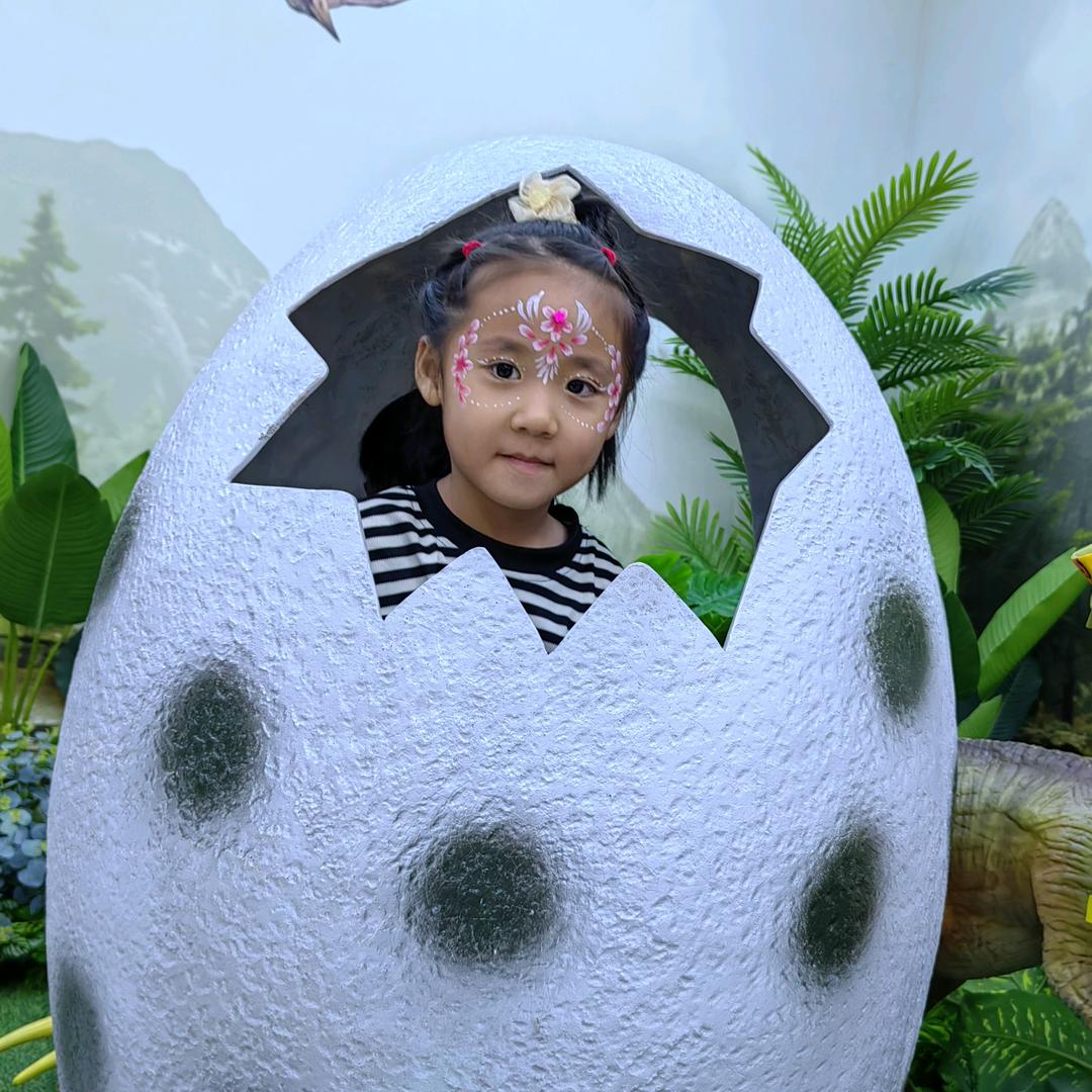 一个女汉子性格，偏爱跳舞的小姑娘