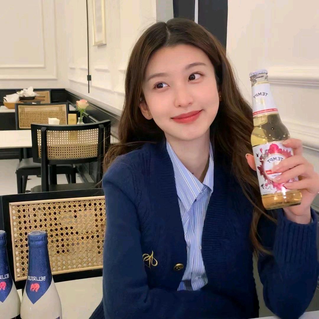 小姐姐蓝仕店