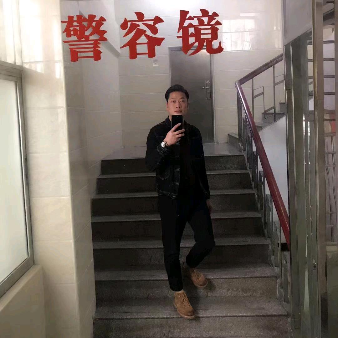 阳光夜市小青阳啾啾螺卤味研究所