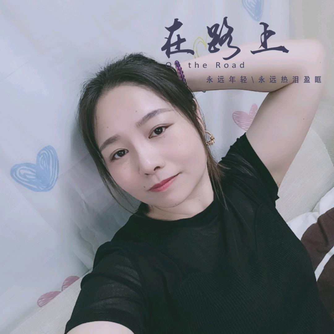 俏牛府陈霞