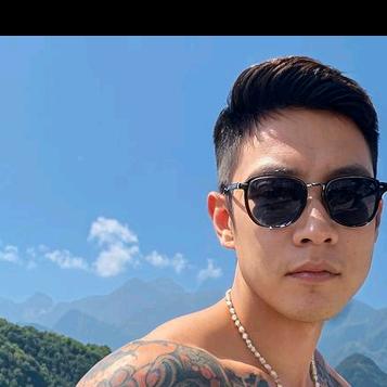 爱吃鱼香豆腐的秦少爷头像