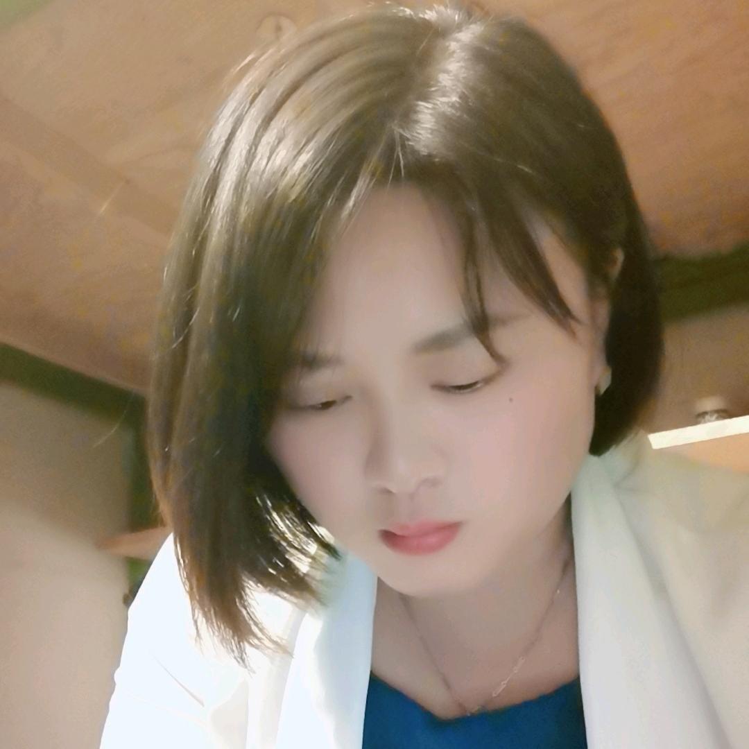 璀璨女生