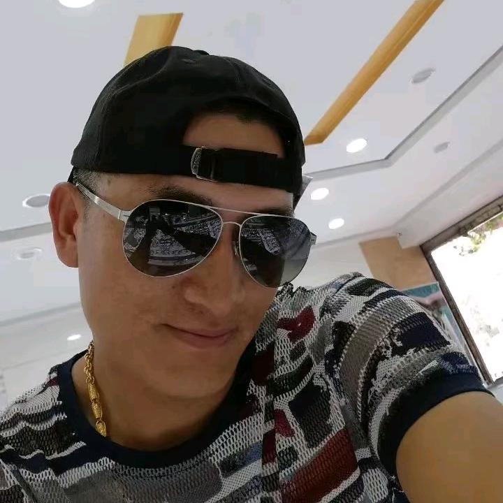 九爷（强尼森•和）