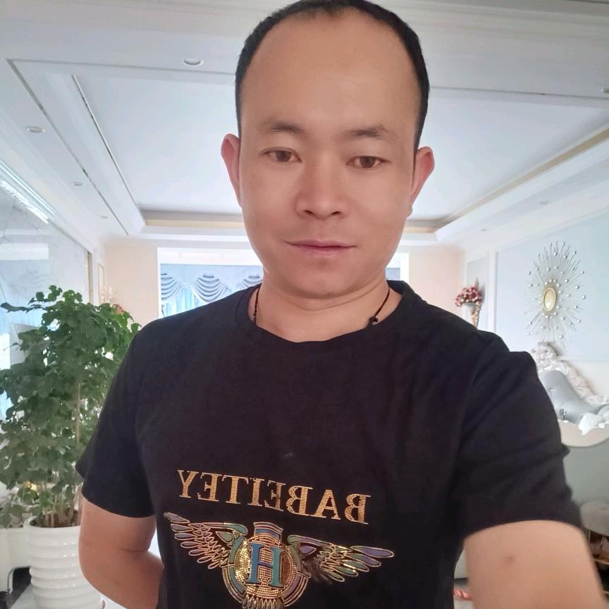 楚雄开发区宏图山区烤土鸡馆