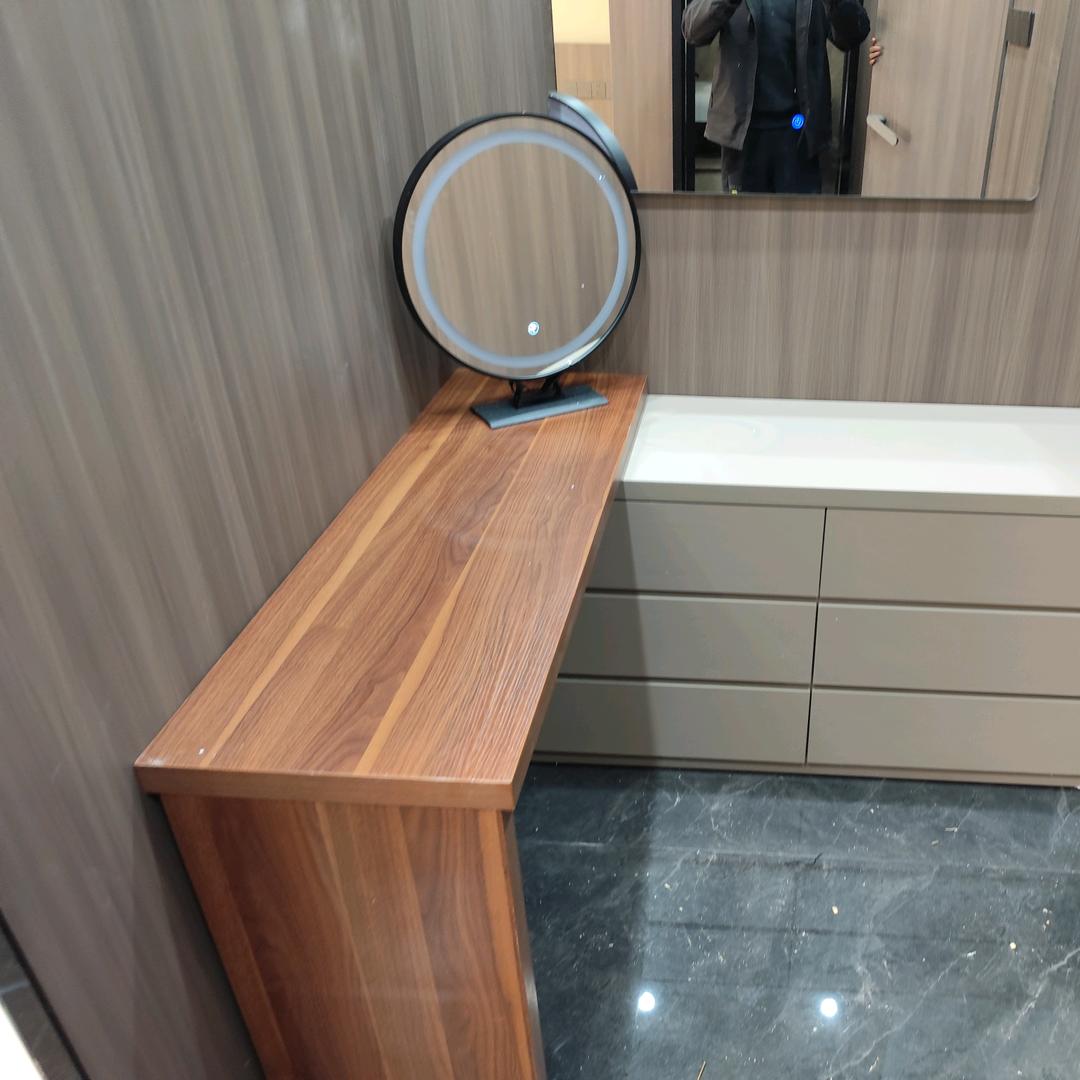 专业家具安装。