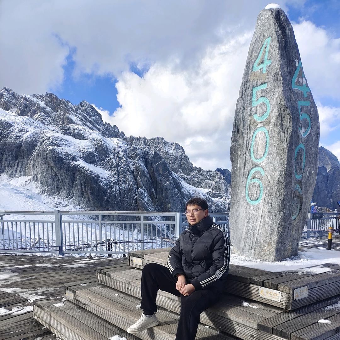 高竟雄（黄金回收.物品保管）陆良