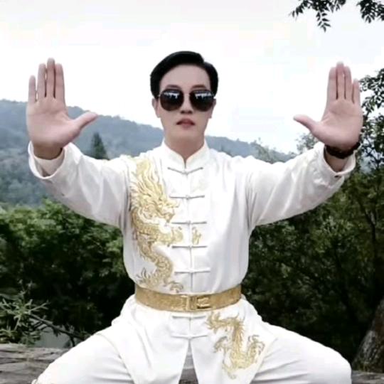 来吧！美女帅哥👏有缘相会👬聊聊人生✍