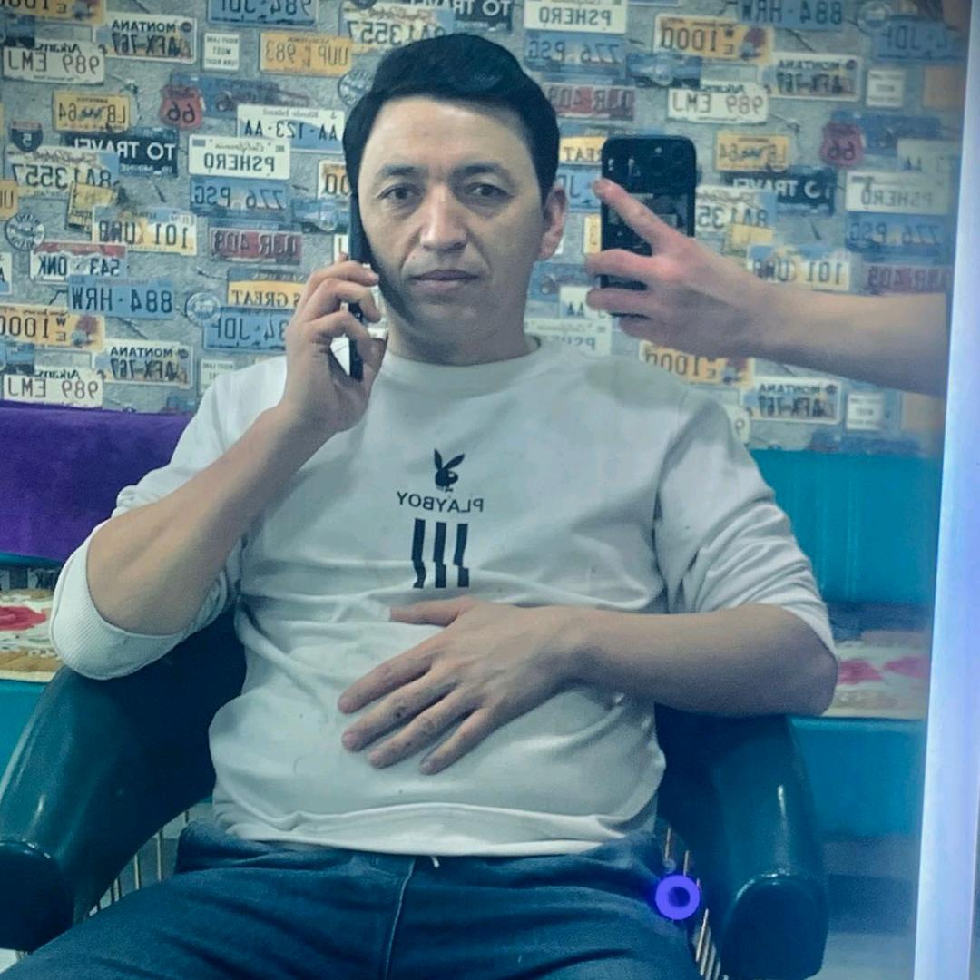 哥  bizar