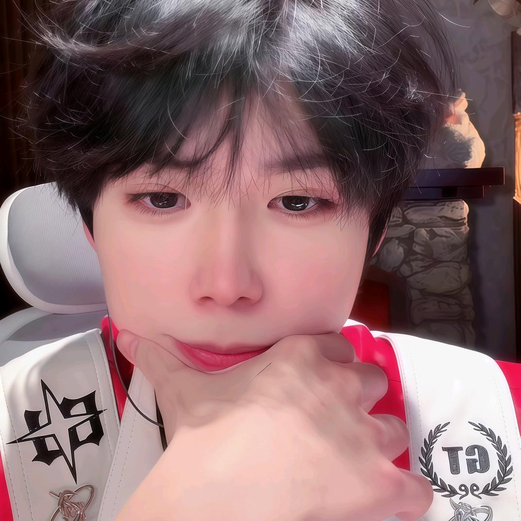 小郑心动小何🍁