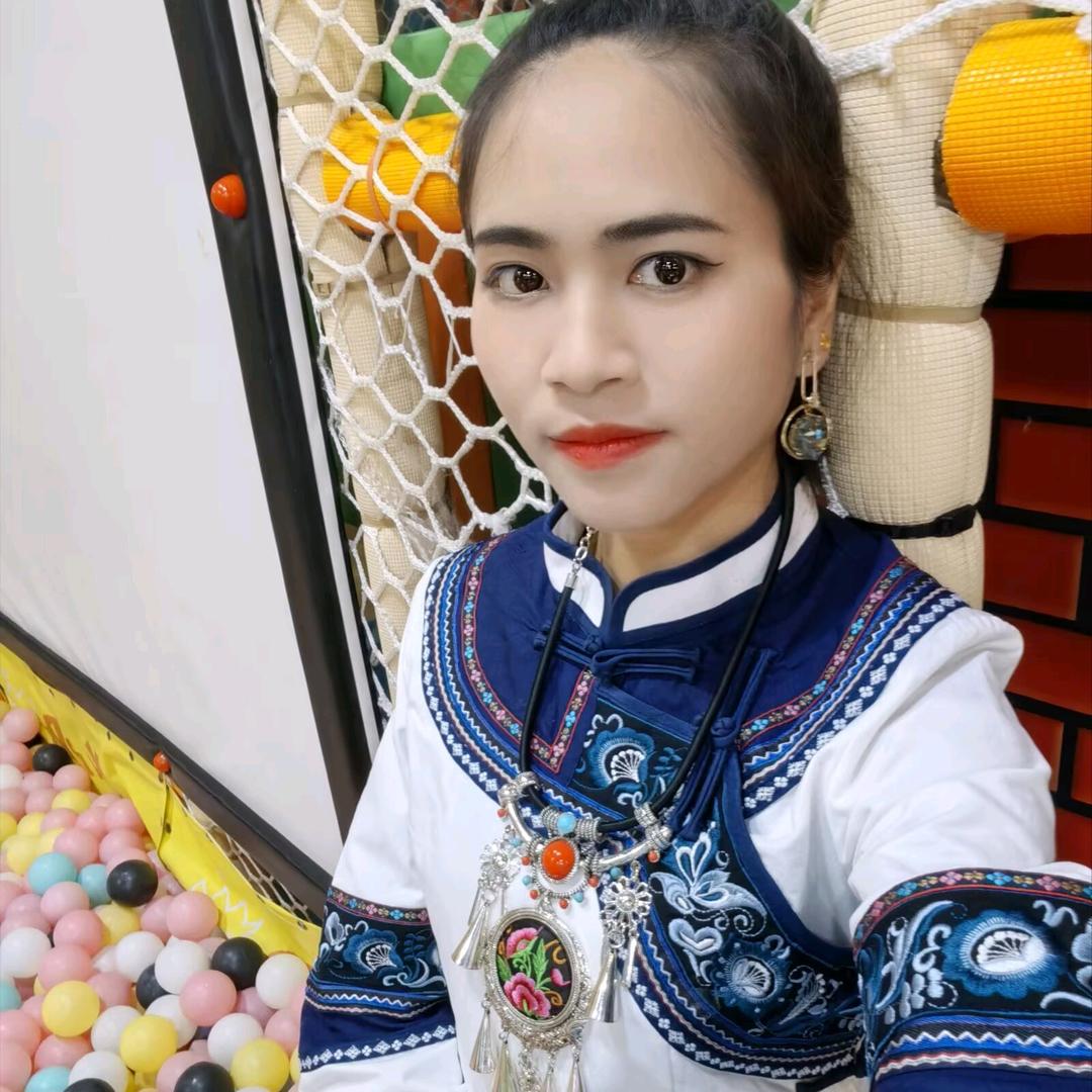 欣儿☞ˡᵒᵛᵉʸᵒᵘ