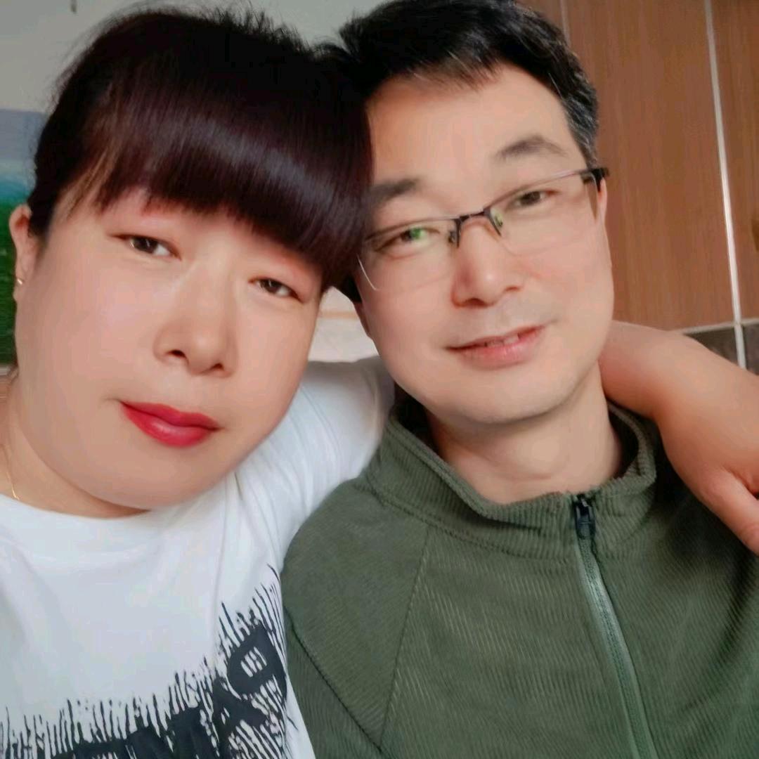 小霞