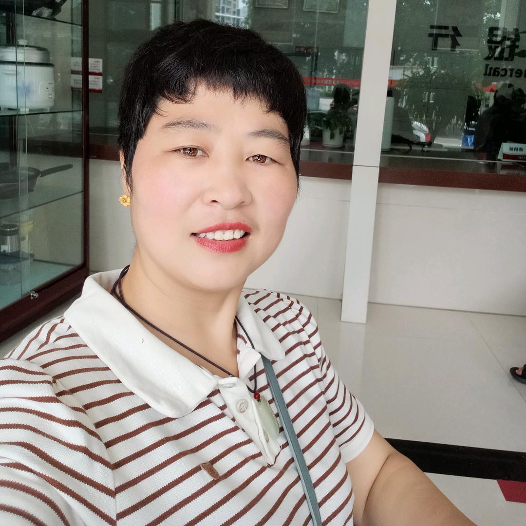 顶俏工厂店侯姐（全国批发零售）