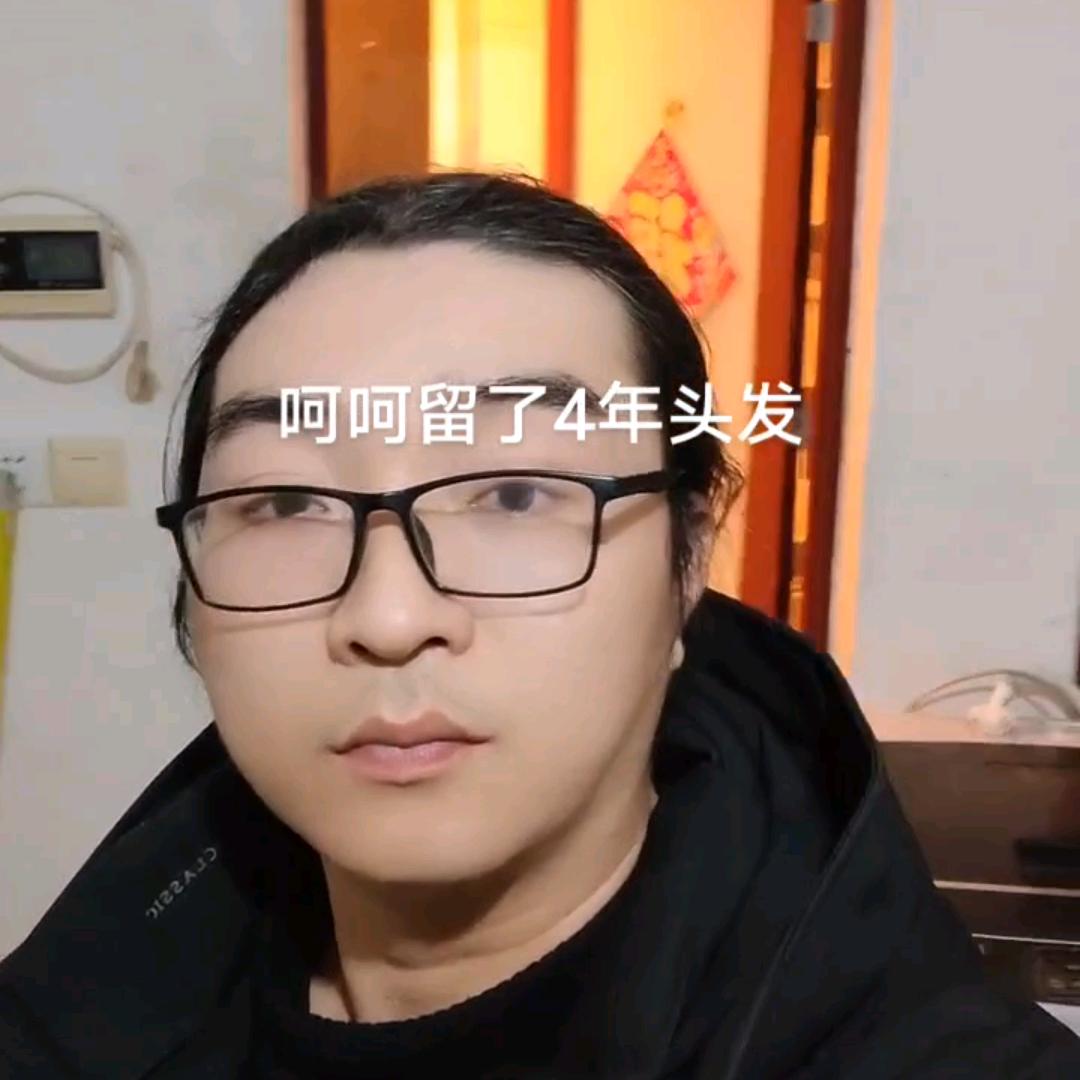 迪石哥（今晚不直播，休息中）