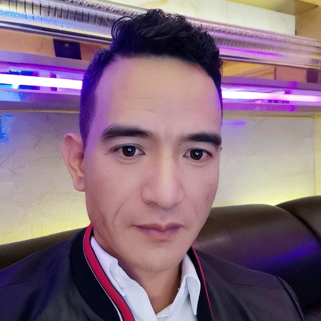 浩荣翡翠珠宝