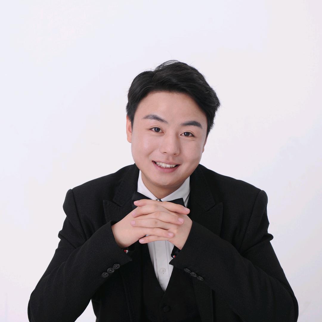 怀化大鑫艺术高中张老师