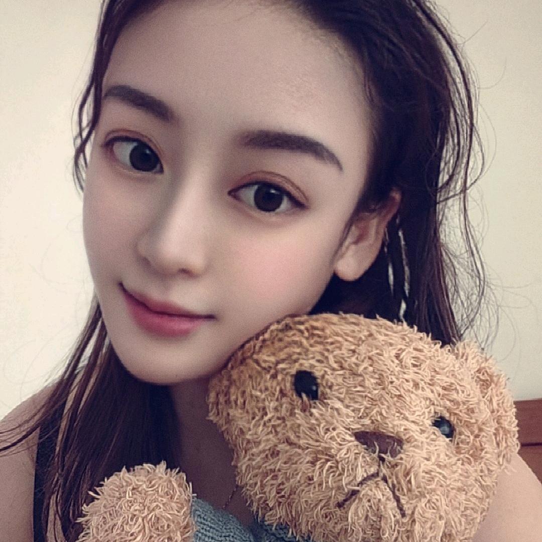 @岳珊珊