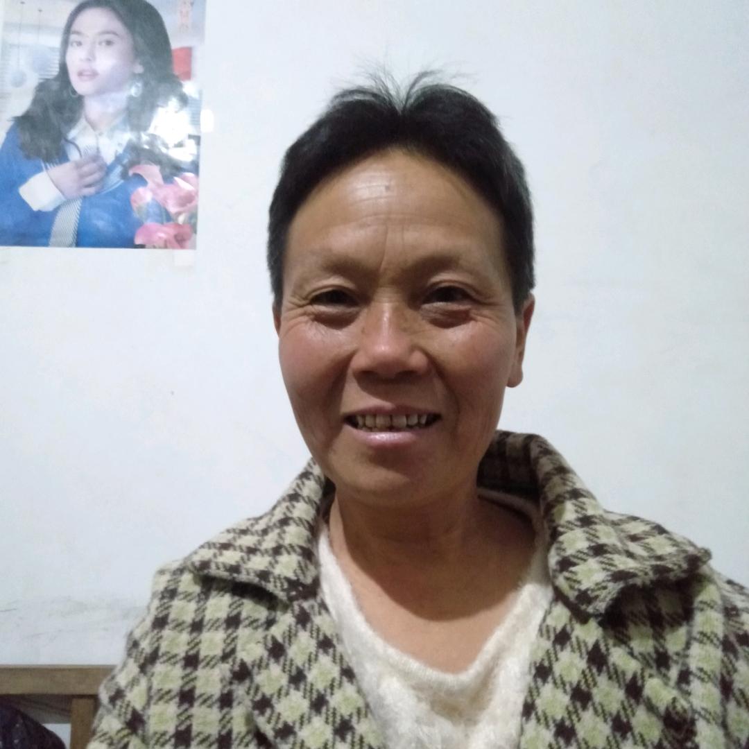 龙纯秀