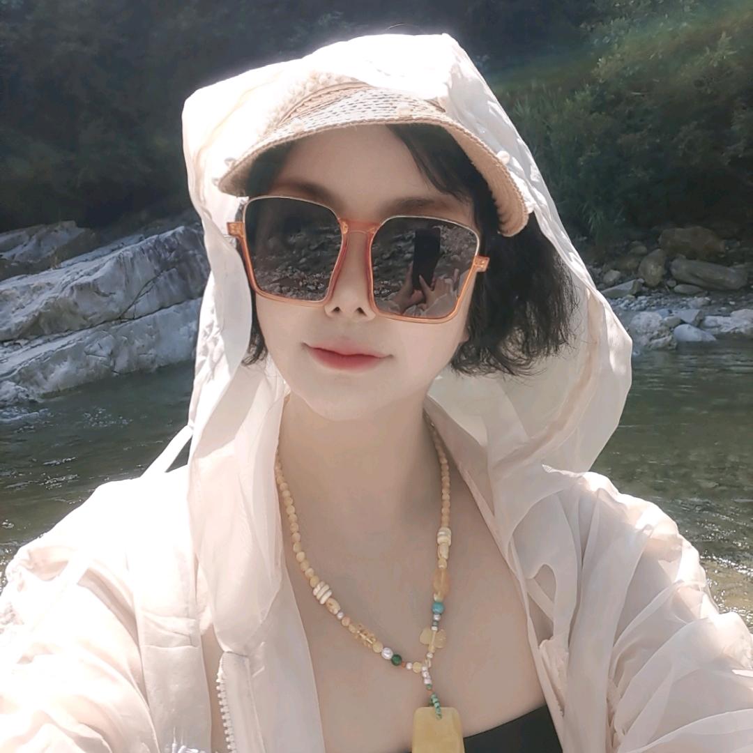 名媛美甲美睫纹绣