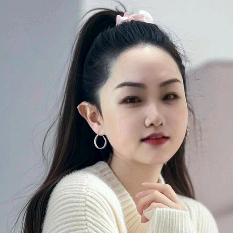 秀姐（衣原高代理）