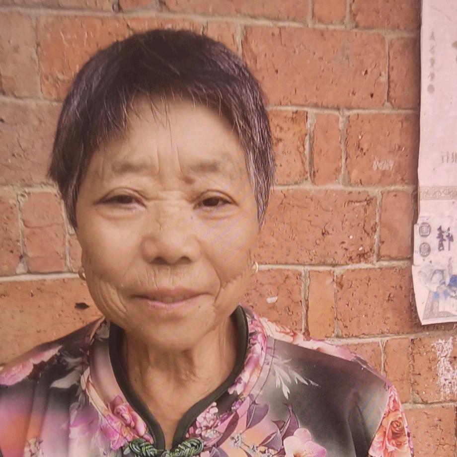 幸福奶奶（早上7点10开播）分享聊天主播