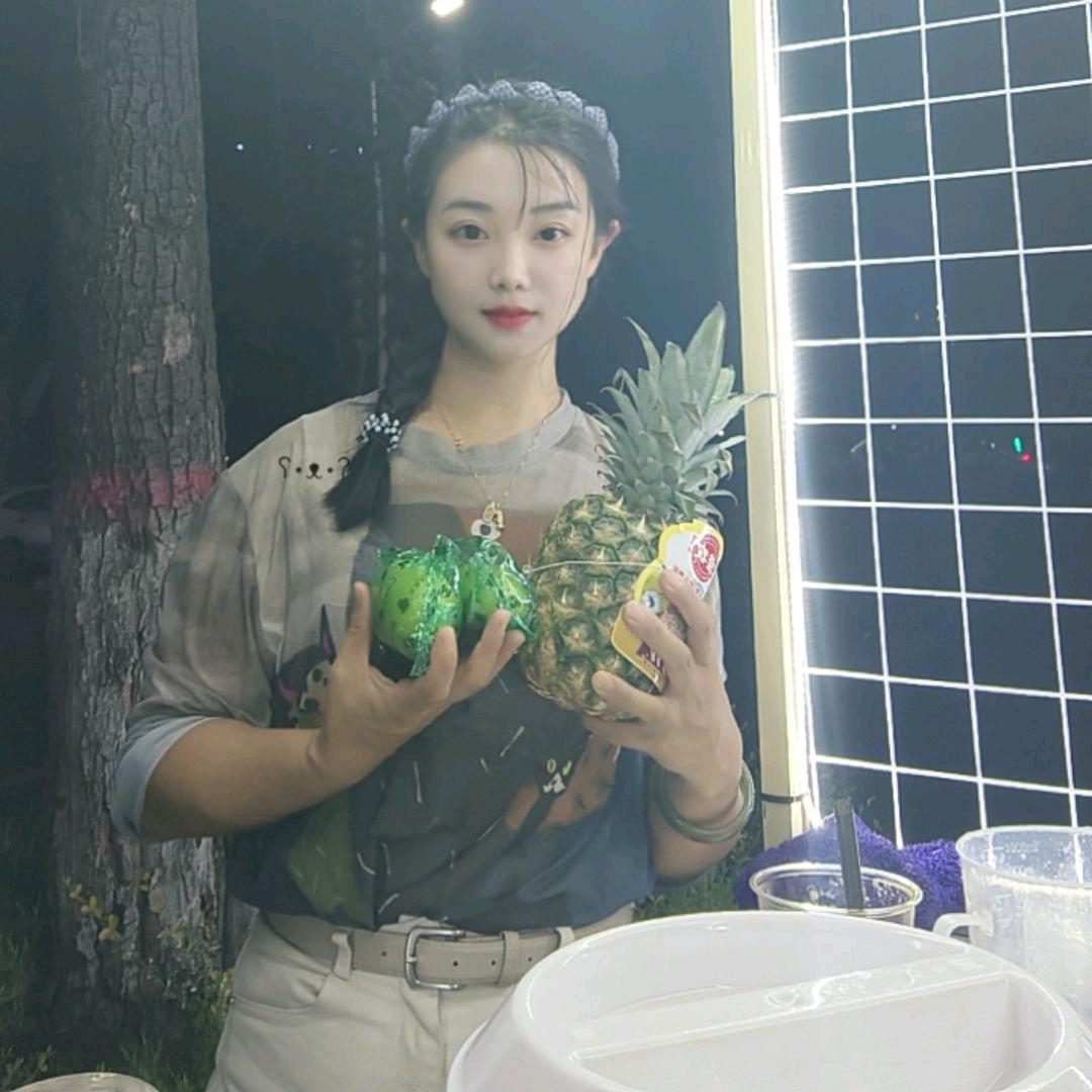 鲜果冰沙铺