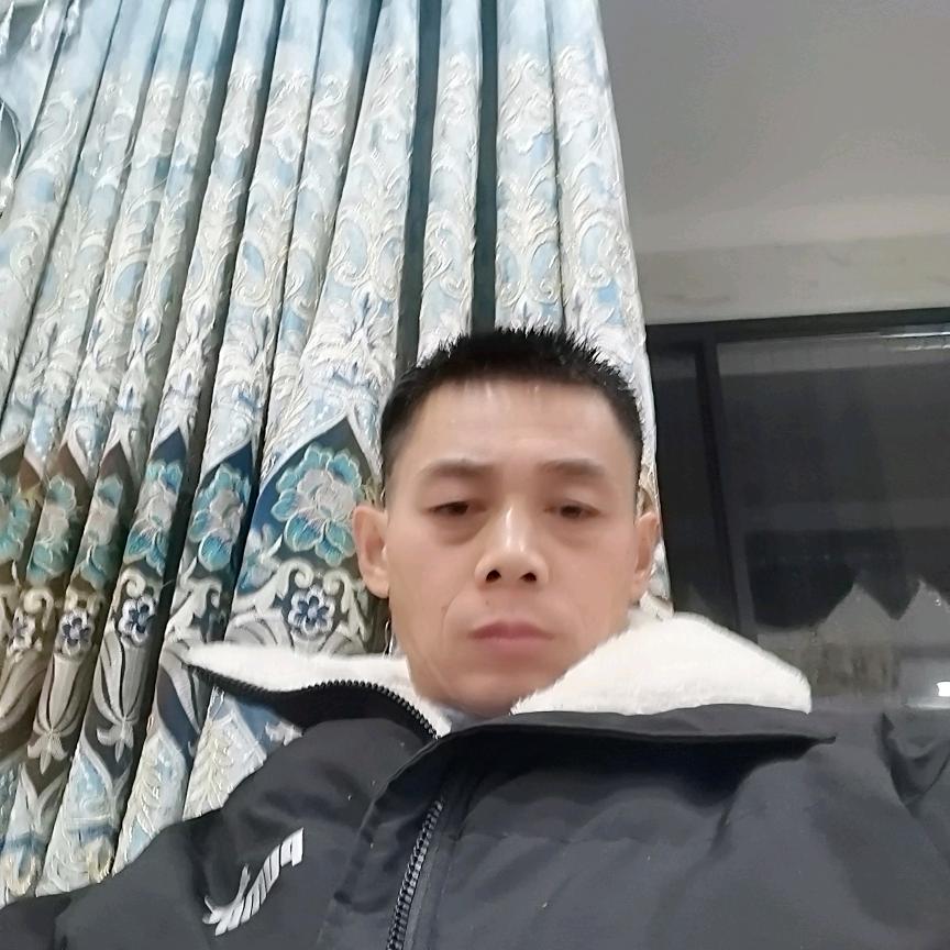 卫国栋
