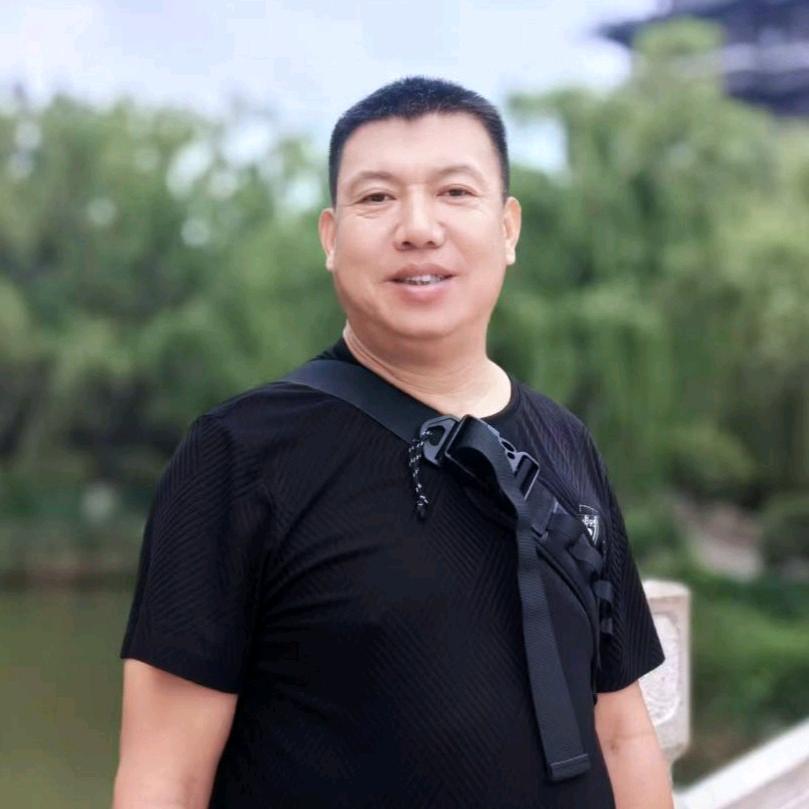 热爱健康运动生活的夏哥