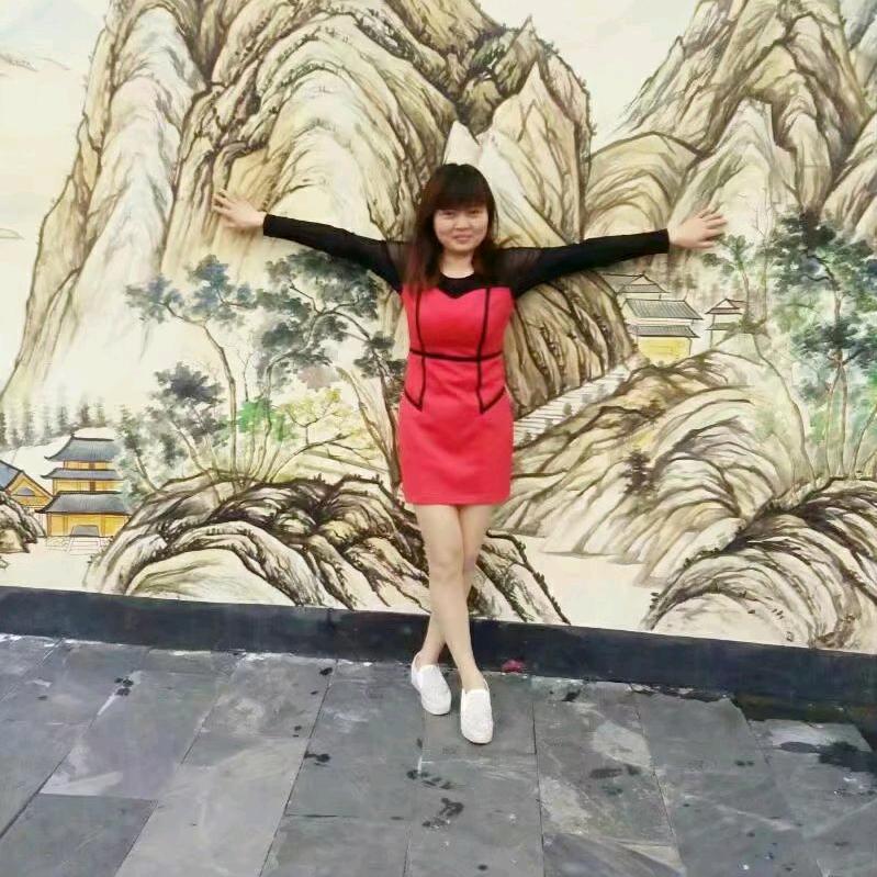 爱跳舞的菜菜吖