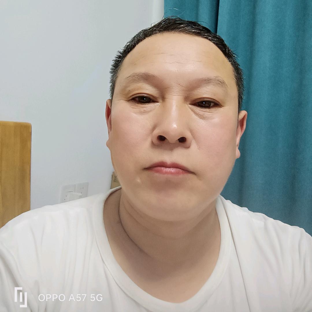 襄阳刷墙哥