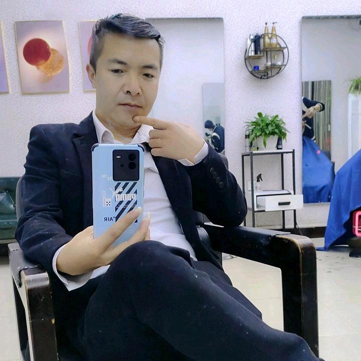 山歌爱好者小刘勇