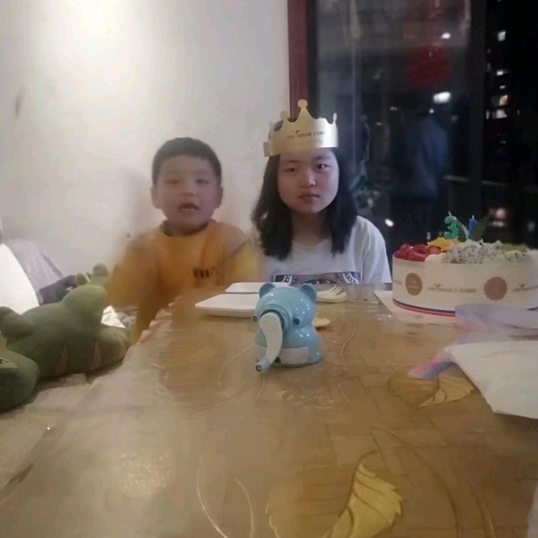 蓝棱