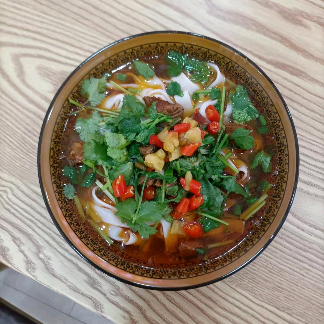 路缘羊肉粉