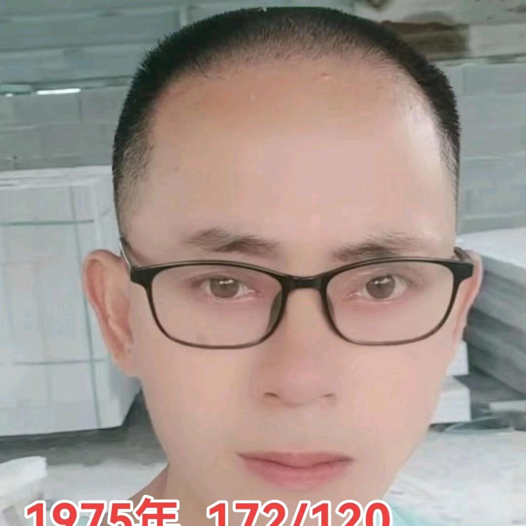 超市小哥在武汉