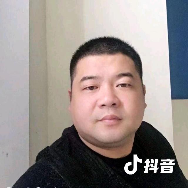 爱上老🐭的猫