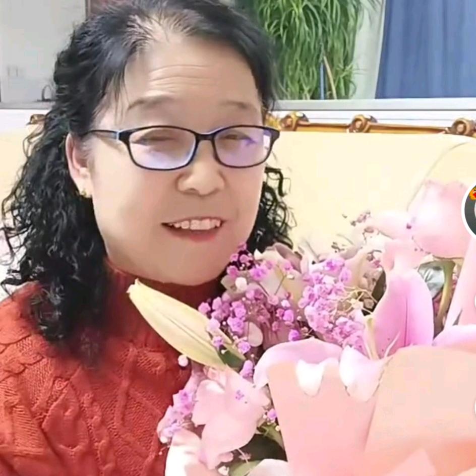 杨新早7点20开播