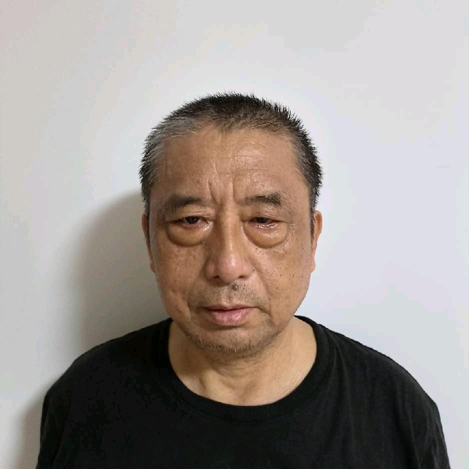 老刘哥走路聊天每天下午17点左右不定吋