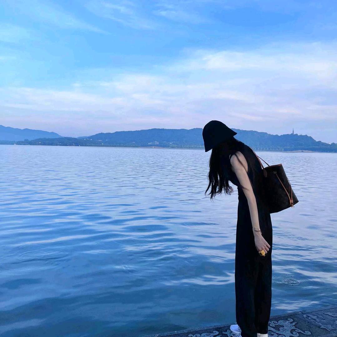 思思
