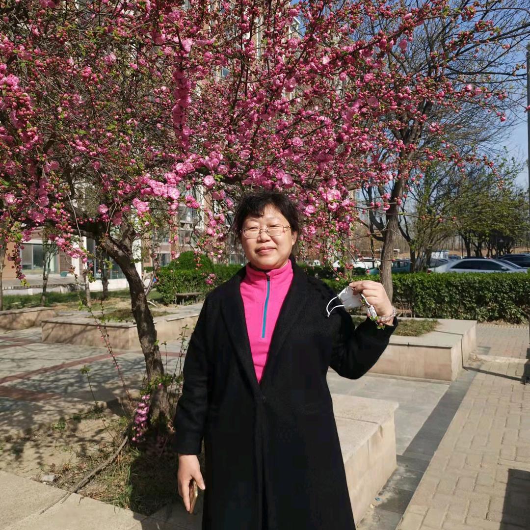 英子