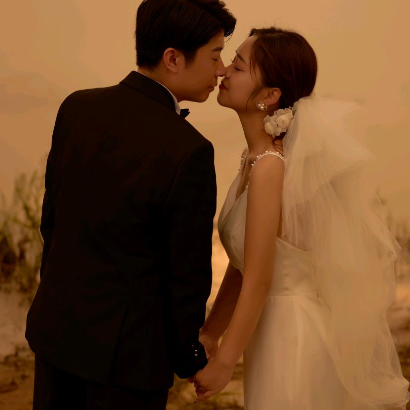 爱玩水枪的莱奥纳多