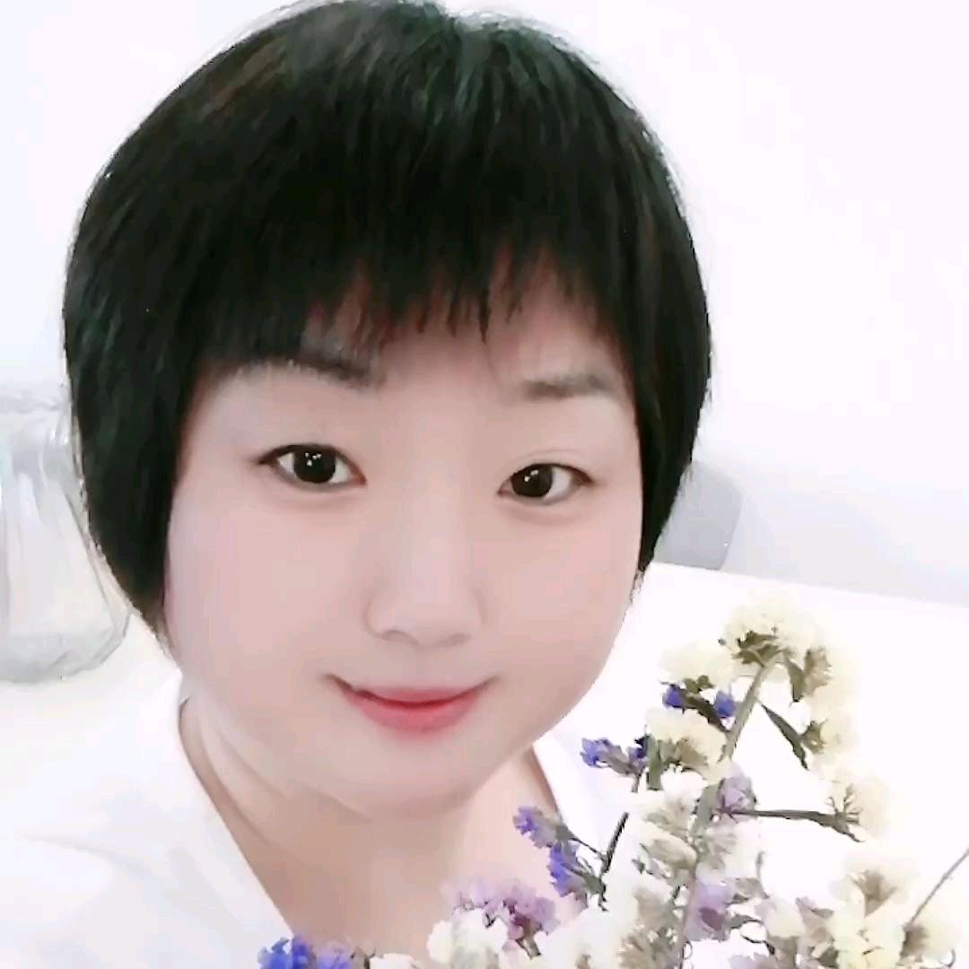 珍惜每天💋️💄️