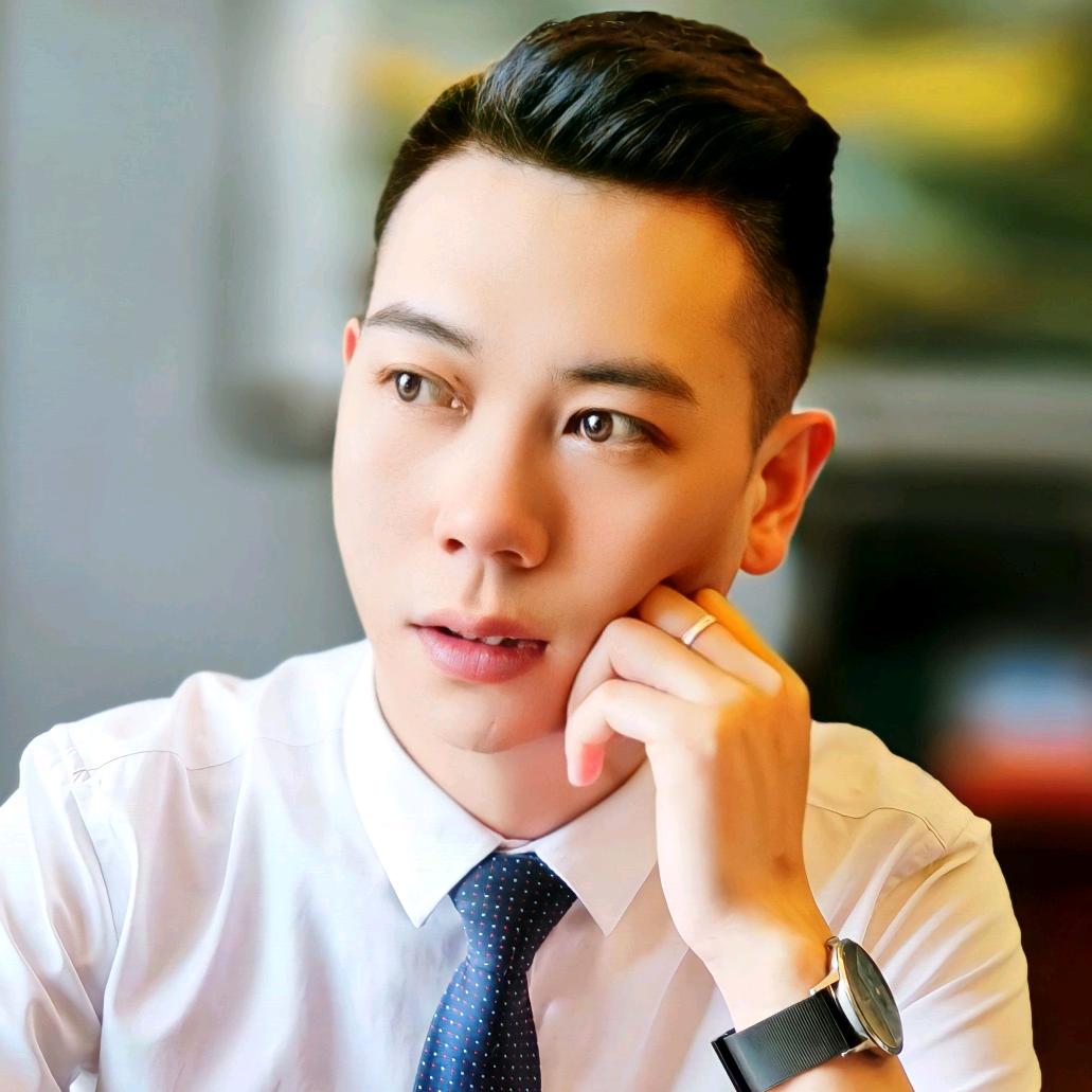 王华