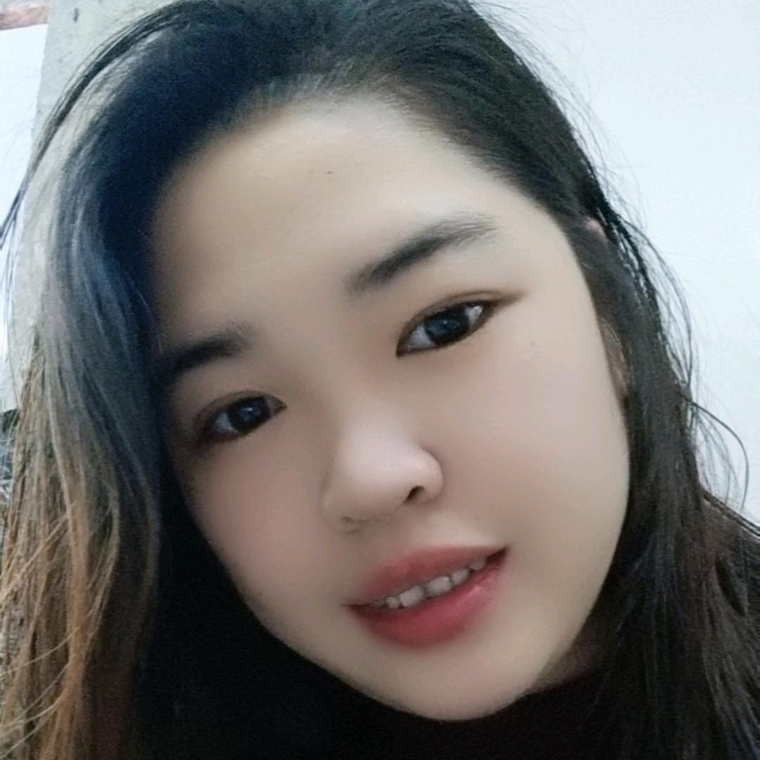 侗寨的小阿妹