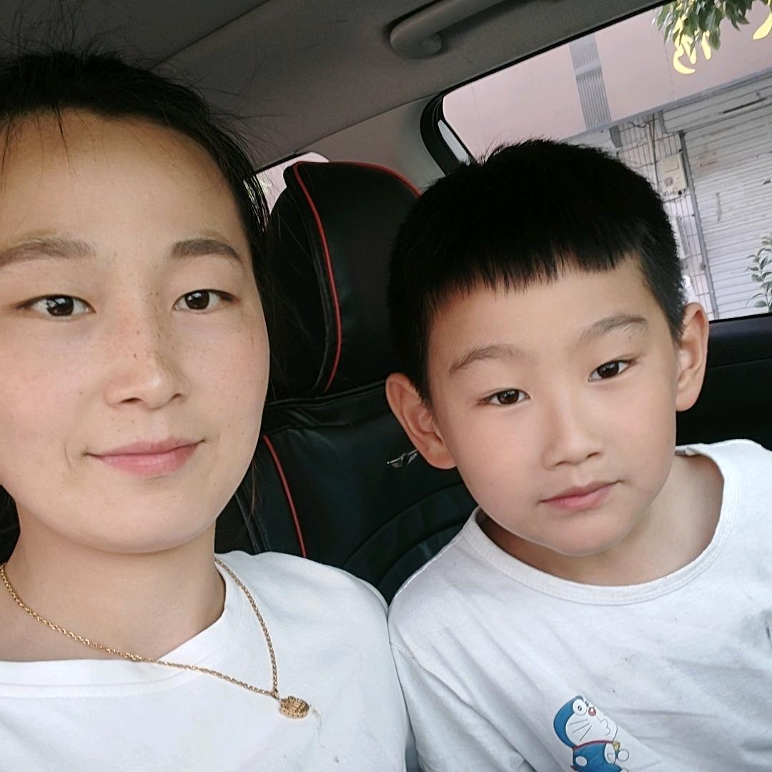 小李家。