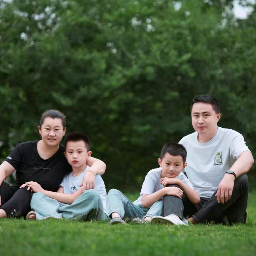 大浪淘沙沙去尽   沙尽之时见真金