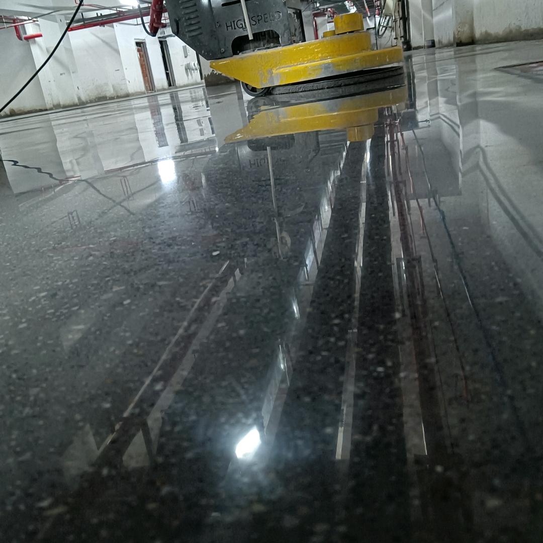 职业固化地坪技术施工，