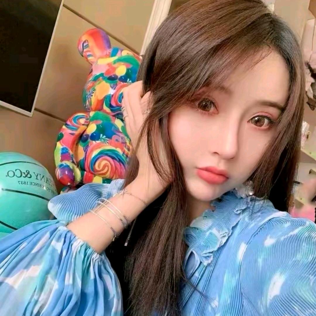 杨依姗《爆款返场》