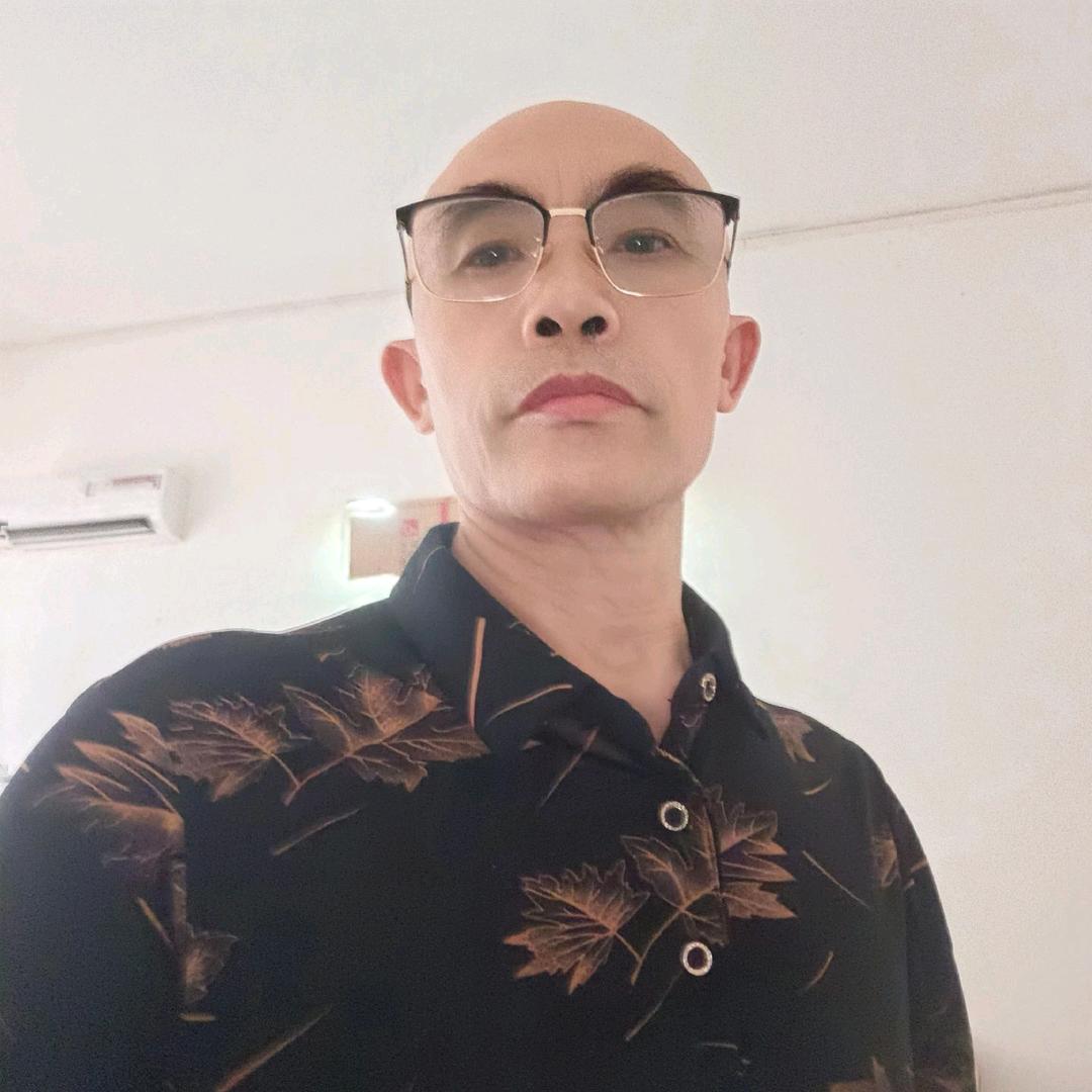 幸福快乐的人