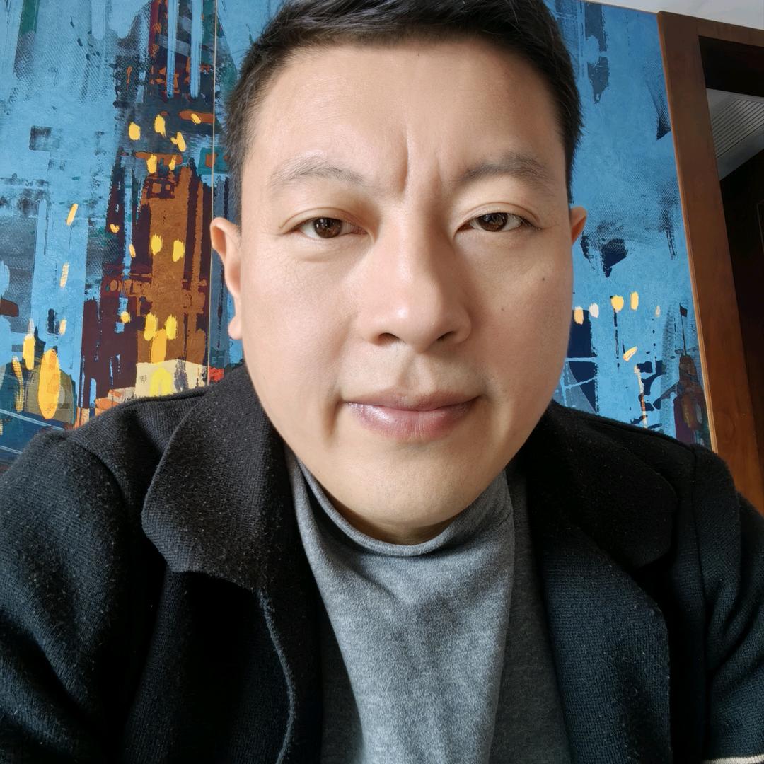 凤凰春晓做卤菜小甜甜