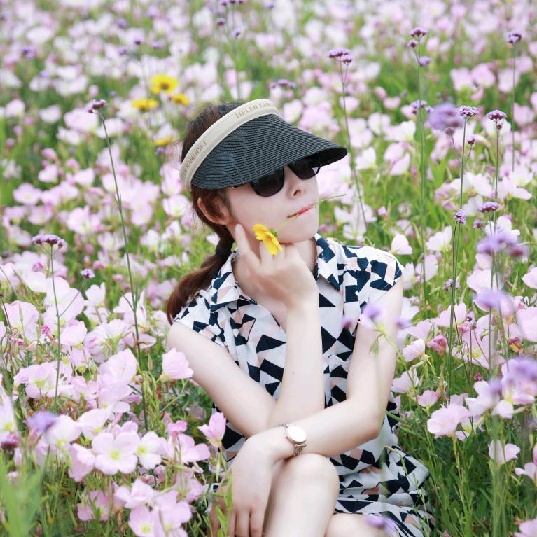 涓涓（赵小凡的弟弟的妈咪）