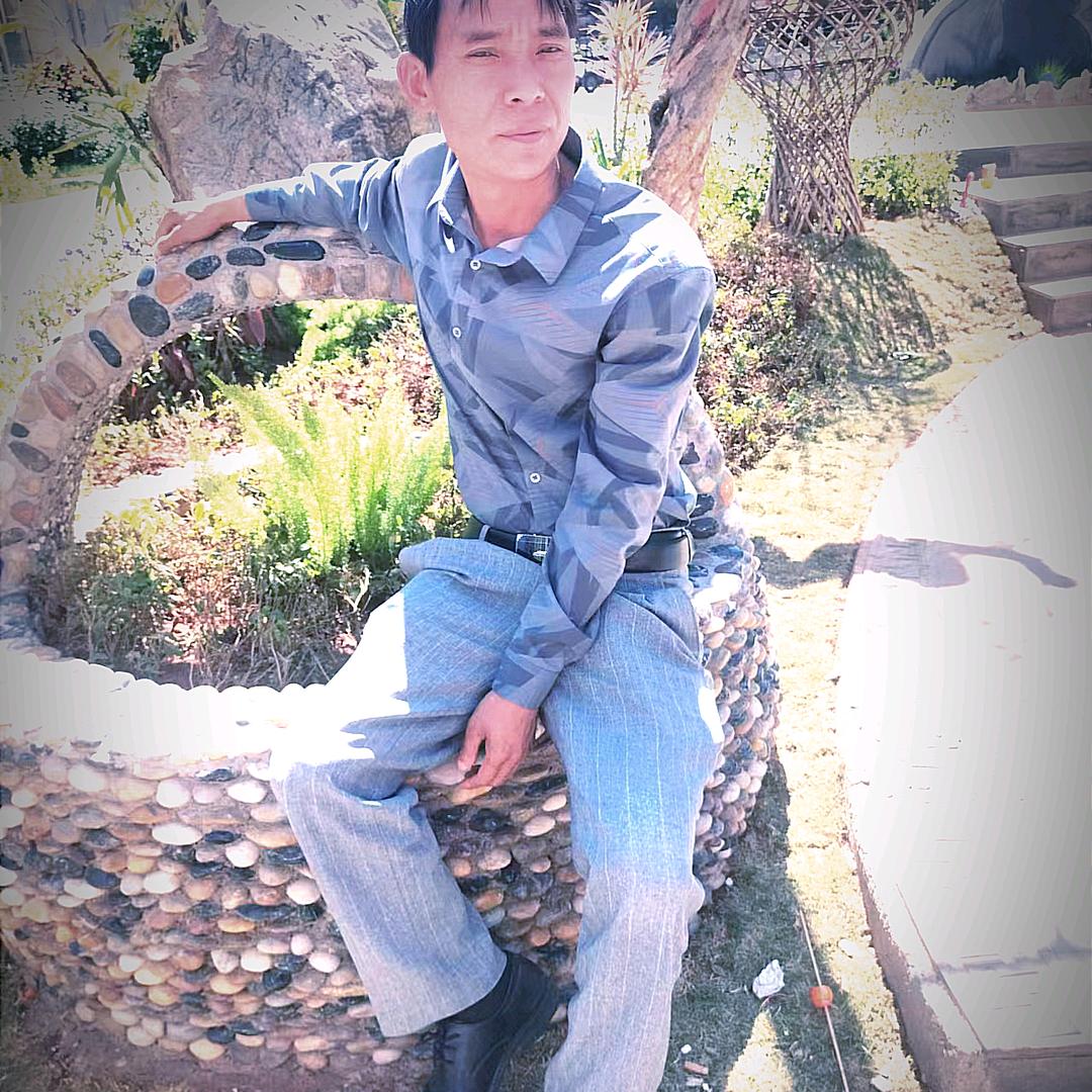 爱在何处
